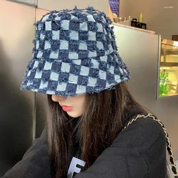 Berets Korean Checkerboard Denim Bucket Hats For Women Spring And Summer Versatile Sunshade Foldable Raw Edge Retro Basin Caps