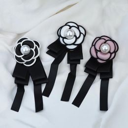 Brooches Camellia Flower Brooch Pearl Bow Badge Korean Fabric Shirt Suit Collar Pins For Women Clothing Accessories