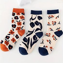 Women Socks 3 Pairs Of Women's Mid Length Stockings With Vintage Floral Prints For Comfort And Breathability