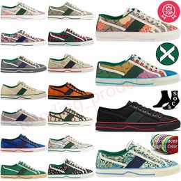 Classic Tennis 1977 Canvas High Top Casual Shoes Luxurys Designer Men Womens Shoe Brand Italy Green And Red Web Stripe Rubber Sole Stretch Cotton Low Sneakers 36-44