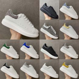 2024 Designers oversized sneaker Casual Shoes Sole Black Leather Velvet Suede Womens Espadrilles mens high-quality Flat Lace Up Trainers sneakers platform fur boot