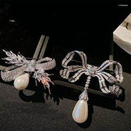 Brooches Vintage Butterfly Knot Women's Hand-inlaid Zircon And Pearl Garment Accessories