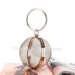 Hand Handbag Mini Purse Deigner Gold Luxury 2024 Ladie Metal Women Clutch Round Bag Hollow Prom Chain Crobody