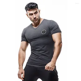 Camiseta masculina verão chegada camiseta moda casual muscular caras musculação fitness manga curta camisa com decote em v impresso topos