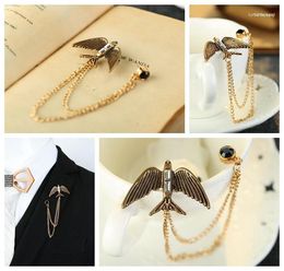 Brooches Fashion Swallow Brooch Metal Badge Tassel Chain Men Jewelry Suit Lapel Pins Vintage Accessories Shawl Buckle Gifts