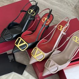 Designer marca mulheres sandálias de salto alto couro genuíno metal v fivela verão novo dedo do pé apontado saltos finos 6cm 8cm único sapatos com caixa