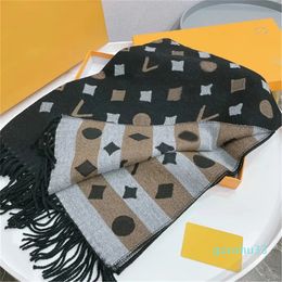 Fashion Cashwool Scarf Autumn Winter Warm Comfortable Soft Double Color Color Gold and Thread Woven Long Shawl