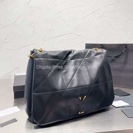 High quality designer bag Tote Bag Woman Luxurious Handbag Shopping bag Stylish chain large capacity shopping bag Lambskin Tote shoulder bag