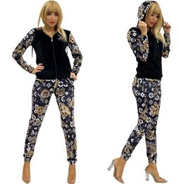 NEWS Women's Tracksuits Luxury brand Casual sports Suit 2 Piece Set designer Tracksuits Y71388
