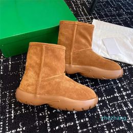 2023-new winter suede Luxury designer snow boots fur boots Top quality Platform Shearing Furry fluffy booties Warm wool shoes women Brown black