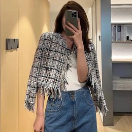 Women's Jackets High Quality Old Money Style Women Outfit 2023 Short Round Neck Fringe Knit Woollen Blend Tweed Top