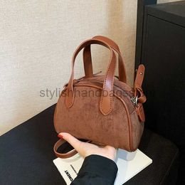 Shoulder Bags Bags Color Women's Bag 2023 Sell and Bag Women Travel Bag Handbag Soulder Designer Luxury Messengerstylishhandbagsstore