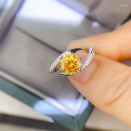 Cluster Rings 1ct Yellow Moissanite Diamond Ring 6.5mm Woman Jewellery Pass Test 925 Sterling Silver Girl Be Engaged Fashion Party Luxury Gift