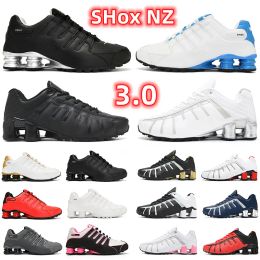 2023 Обувь на воздушной подушке Новые дизайнерские мужские кроссовки SHOX NZ 3.0 Triple Silver Gold Мужчины и женщины Booster Bag Year удобные мужские кроссовки для ходьбы на открытом воздухе