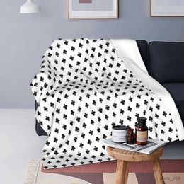 Blankets Playing Card Blanket Hearts Diamonds Clubs Fashion Bedding Geometric Print Blankets Fluffy Soft Home Decor R231024