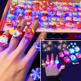 Cluster Rings 3-25pcs High Quality LED Light Christmas Ring Glowing Snowflake Santa Claus Party Decoration 2023 Kids Toys Gift