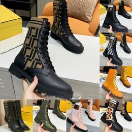 Designer Martin Booties Women Leather Riding Boots High Top Casual Doc Martens Knitted Calfskin Patchwork Printed Ankle Boots Round Toe Chelsea Motorcycle Shoes