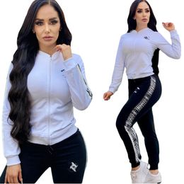 Designer Fashion Autumn and Winter Women's Printed Black White Sportswear Lettering 2 Piece Sports Suit Jacket Zipper Top Pants Jogging Suit Free Ship