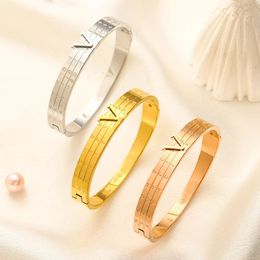 18K Gold Olated Stainless Steel Bracelet Designer Women's Boutique Jewelry Autumn Romantic Style Love Gift Bracelet New Wedding Party Girl Bangle bracelet 3 colors