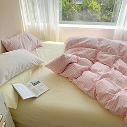 Bedding Sets Japan Style Washed Cotton Plaid Four-piece Bed Linen Sheet Simple Three-piece Dormitory Set Skin Friendly Breathable