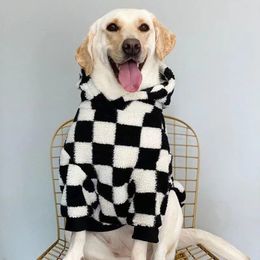 Dog Apparel 50kg Winter Large Dog Hoodies Sweater Fleece Labrador Golden Retriever Checkerboard Pet Dog Clothes Apparel Big dog costume 231023