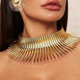 Necklace Earrings Set Metal Collar