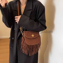 Shoulder Bags Vintage Soulder Bag Tassels Flip Bag Women's Bag Women's Handbag 2023 Trend Designer Luxury Messengerstylishhandbagsstore