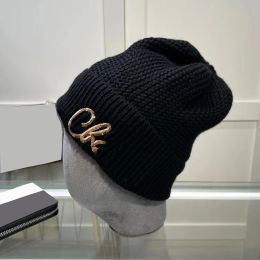 Designers winter knitted hat bronzing shiny letters beanie winter cap pearl decoration Knitted hats outdoor windproof warm top G2310249PE-3