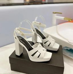 Fashion Paris spessi tacchi con le dita quadrate esposte sandali alla caviglia alla caviglia tacchi a blocchi intrecciati da donna scarpe da sera di lusso scarpe tallone con scatola con scatola