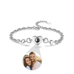 Bangle Dascusto Customized Bracelets Po Projection Bracelet Personalized Couple Bangles For Him Custom Men Women 231023