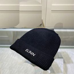 Knitted Letter Embroidery Beanie for Women Designer Solid Warm Beanies Street Soft Men's Caps