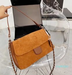 Women's Winter Suede Fleece Flap Buckle Chain Bag Handheld Skew Straddle Shoulder Bag Medium Vintage Underarm Bag