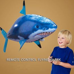 Baby Bath Toys Remote Control Shark Toy Air Swimming Fish Infrared Flying RC Airplanes Balloons 231024