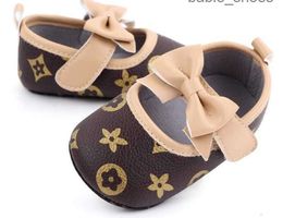 First Walkers 2023 Luxury Butterfly Knot Princess Shoes For Baby Girls Soft Soled Flats Moccasins Toddler Crib toddler shoes baby