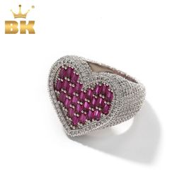 Band Rings THE BLING KING Big Baguettecz Heart Ring Full Paved Out Square Red Purplle Cubic Zirconia HipHop Punk Jewelry For Men Women 231025