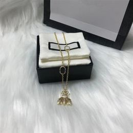 Ladies Bee Letter Diamond Pendant Necklace with Box Party Festival Fashion Gift Jewellery Charm Exquisite Trendy Bling Chain2707