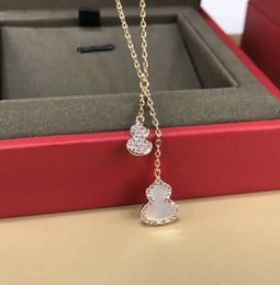 pendant necklace Classic Titanium steel diamonds bottle gourd Pendant Necklaces 18K gold plated women luck High quality Jewellery