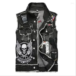 Men's Vests 2023 Mens Punk Denim Black Skull Embroidery Waistcoat Slim Fit Fashion Jeans Sleeveless Jacket Male Vest Tops