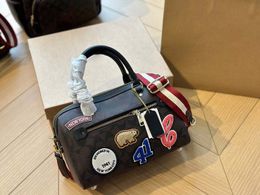Resväska kvinnor plånbok designer handväska stor kapacitet en axel lättvikt hög version gamla blomma djur tillbehör