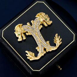 Pins Brooches Vintage Gold Colour Double Dragon Brooch Gorgeous High end Men Corsage Suit Lapel Pin Exquisite Party Bouquet Jewellery 231025