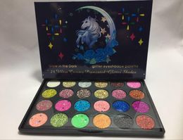 A Quality Glow In The Dark UNI Glitter Eyeshadow Palette 24 Ultra Creamy Pigmented Glitter Shades Sparkling Shining Makeup Palet9334175