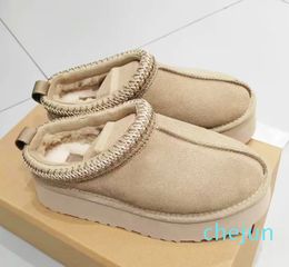 Womens Australia designer boots sheepskin Shearling platform Slippers winter shoes Classic Ultra Mini snow boot Suede Woolankle booties