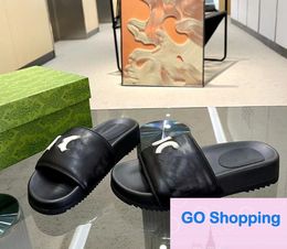 European Internet Celebrity Bread Slippers Leather Flat Platform Couple Casual Slippers Female Fashion Brand
