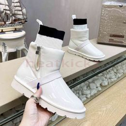 Design high-quality snow boots for a cool and drag winter style motorcycle essential fashionable and versatile leather anti-skid shoe size 35-40