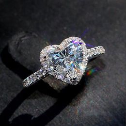 Women's Iced Out heart diamond Ring Square diamond Ring Micro Pave Mossinaante 925 Silver Hip hop Adjustable Ring One Size232w