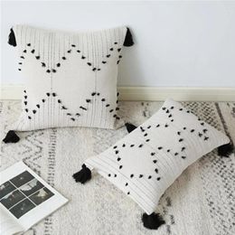 Pillow Nordic Cover Decorative Tufting Case Modern Simple Morocco White Black Geometric Tassels Sofa Bedding Coussin