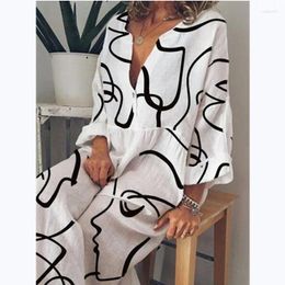 Casual Dresses CINESSD Autumn Personalized And Abstracted Face Print V-neck Loose Long Dress 2023 Women's High Waist