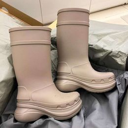 women boots Thick Sole Anti slip Waterproof Fashionable Rubber Rain Boots Women's Street High Barrel Long Boots ankle boots balencaga UQAZL