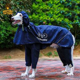 Hundebekleidung, wasserdichter Regenmantel mit Kapuze, Ganzkörper-verstellbare Haustier-Regenjacke, Slicker-Poncho-Anzüge mit Beinen und Füßen