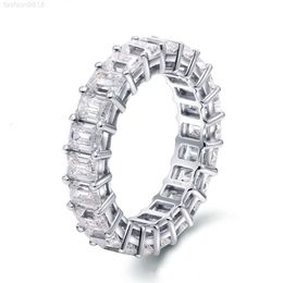 Nayan Luxury Rings Iced Out 18k White Gold Emerald Ring Hip Hop Jewellery Moissanite Ring for Women and Men